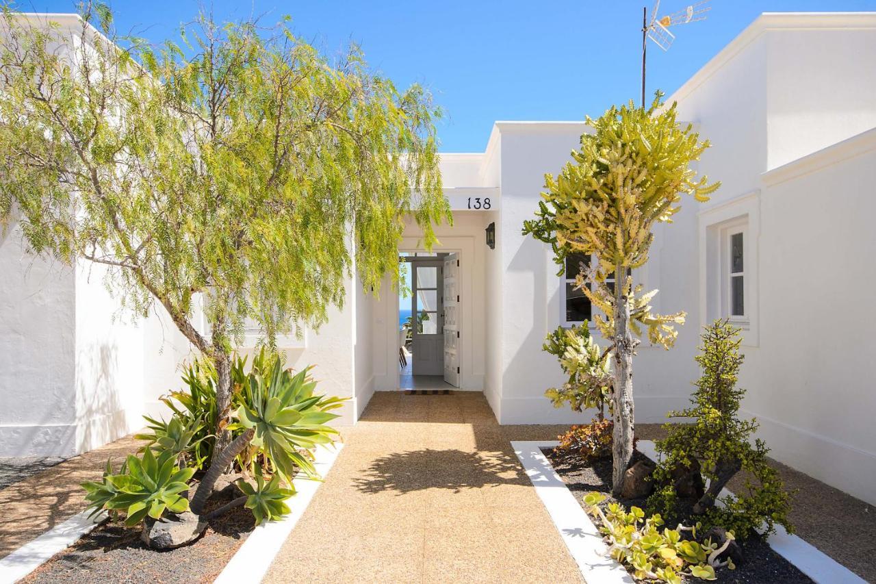 La Casa Del Puerto, Puerto Calero Villa Luaran gambar